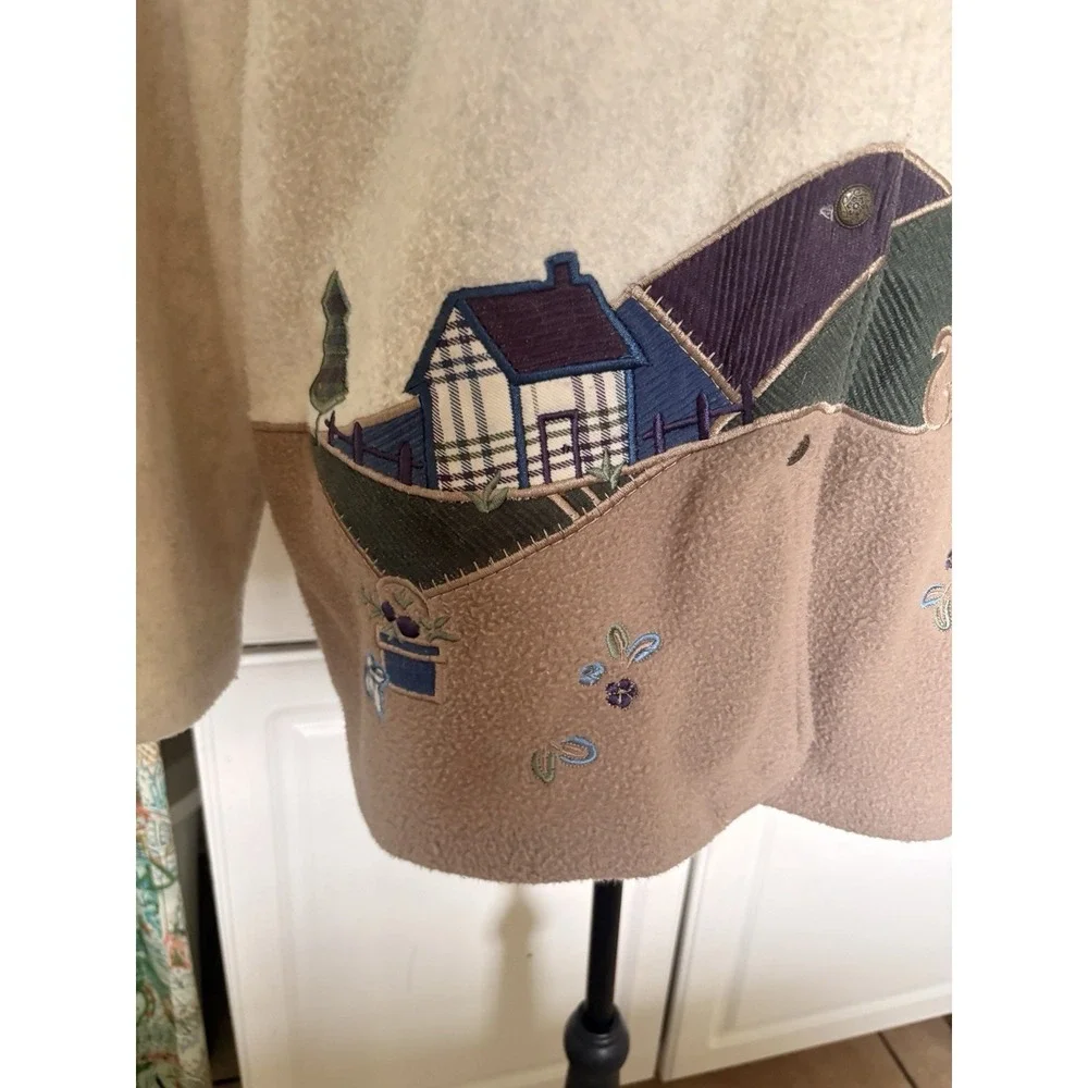 VTG Teddi Fleece Button Cottage Applique Granny Cardigan Fall Cabin Sweater Sz L - Picture 2 of 8